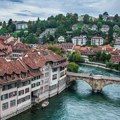 Švajcarska od starih satelitskih antena pravi solarne elektrane