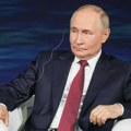 Putin se hvali ekonomskim uspesima Rusije uprkos predviđanjima da dolazi recesija