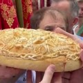 Foča: Služen parastos za 43 srpske žrtve fočanske Jabuke iz 1992.