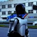 (Video) Kineski robot hodao i ušao u ginisa! Prešao 100 kilometara za tri dana