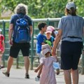 Roditelji od oktobra mogu da ostvare status roditelja negovatelja: Evo kako se podnosi zahtev
