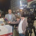 Protest novinara u Podgorici u znak podrške kolegama iz Srbije: "Mediji jesu na prodaju, ali novinari nisu"