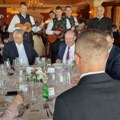 Ana i ja uživamo sa Novak i Orbanom u prijateljstvu! Vučić sa premijerkom i mađarskim zvaničnicima u vinariji Zvonko…
