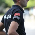 Policajac iz Herceg Novog teško povređen na dužnosti: Uhapšeni ga napao pokušavajući da pobegne