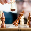 Transrodnim muškarcima zabranjeno učešće na ženskim šahovskim turnirima, dosašnjim pobednicima biće oduzete titule