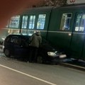 Tramvaj vukao auto nekoliko metara: Nesreća u Bulevaru kralja Aleksandra: Svemu prethodio sudar (foto, video)