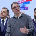 Vučić: Nikakva revolucija nije u toku, ispred Skupštine 1.195 ljudi