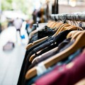 Tržište polovne odeće raste triput brže od prodaje „obične“ garderobe