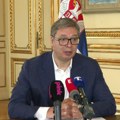 Biće novih povećanja plata Vučić se obratio iz Pariza: Za njih ćemo posebno gledati da podignemo primanja