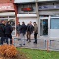 Podmukao i perfidan način zastrašivanja od strane kurtijeve policije: Oglasila se kompanija Dunav osiguranje nakon pretresa…