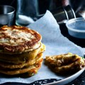 Recept za slanu tortu od palačinki i mlevenog mesa: Osim što je ukusna, spremna je za tili čas