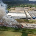 Požar na deponiji u Loznici i dalje aktivan: Nadležni zatrpavaju vatru zemljom, vanredna situacija proširena