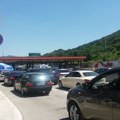 Pojačan saobraćaj zbog nove smene turista: AMSS upozorava na gužve ka granicama