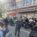 "U ime naroda": Novosađani će večeras pisati poruke sudijama i tužiocima ispred DIF-a