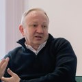"Već je postalo smešno" studenti prozvali Đilasovu stranku zbog još jednog preleta poslanice u SNS