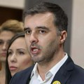 Savo Manojlović poručio Vučiću: Neka pogleda vatrogasce u oči, vidi njihove dotrajale uniforme i opremu