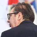 Opozicija o Vučićevim pohvalama: To je municija za njegove podizvođače prljavih poslova, ali mu je municija vlažna, a strelci…
