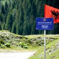 Spahiu: Ukloniti zastave Albanije na jugu, da bi ostala zastava Kosova na severu