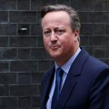 Velika Britanija i politika: Promene u vladi, Dejvid Kameron se vraća kao ministar spoljnih poslova