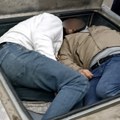 Migranti pronađeni u gazištima autoprikolice