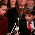 Princeza Šarolt (9) oduševila sve tokom službe na Badnje veče: Jednim potezom pokazala kakva je sestra