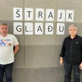 Sindikalisti Darko Šper i Mijaz Čivović stupili u štrajk glađu u zgradi RTV-a DruštvoVojvodinaSrbija