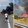 Ljudi vrištali dok su goreli u autu: Stravična nesreća u Grčkoj, poginule 3 osobe, blokiran auto-put (Video)