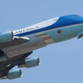 Incident iznad Njujorka: avion s Trampom i Melanijom zamalo ugrožen drugim letom
