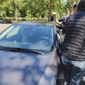Automobilom na građane kod Pravnog fakulteta: Udaren čovek od 92 godine tokom 16 minuta tišine