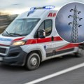 "On je heroj, malo ko je izdržao": Dečak preživeo strujni udar od 35.000 volti, izgorelo mu 80 odsto kože