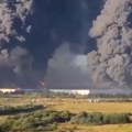(Video) Gori Moskva, nebo se ne vidi od dima! Najmasovniji udar na Rusiju: Stotine dronova zasulo prestonicu, plamen guta…