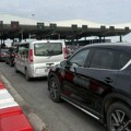 Gužve na granici: Na Batrovcima čekanje šest sati na izlaz iz Srbije
