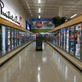 Hakeri podigli temperaturu frižidera u supermarketima na 50 stepeni: Hrana se pokvarila, izbili požari