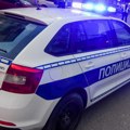 Prevrnuo se automobil: Saobraćajna nesreća na Ibarskoj magistrali: Muškarac sa teškim povredama prevezen u Urgentni