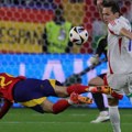 Španija nadigrala Italiju u “evropskom klasiku” i plasirala se u nokaut fazu šampionata