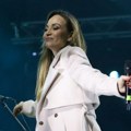 Jelena Tomašević se pojavila sa torbom od 2.000 evra Pevačica sa stilom pristigla na koncert regionalne koleginice!