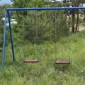 VAŠA PISMA: Marija Sibinović Schernau: NASELJE Sarlah, brojni problemi. Dečiji park uništen! Nebriga o psima! Pomozite ljudi!…