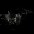 Zastrašujući snimak! Bujične poplave nose splav pun ljudi u Teksasu, odjekuju krici! (video)