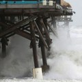 Havajsko ostrvo Maui na udaru, talasi dostigli 1,5 metar: Građanima upućeno hitno upozorenje
