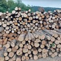 Ogrevno drvo za manje od 3.000 dinara za socijalno ugrožene, popusti i za druge kategorije stanovništva