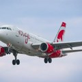 Incident na letu Er Kanada Ruž otkrio ozbiljan propust: Putnici čuli vrištanje iz prtljažnika aviona