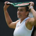 (Video) Arina Sabalenka se rugala Teodori Kostović posle ubedljive pobede: "Rekla je da hoće da vidi mogu li da izdržim njenu…