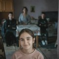 Kuća im se ruši i kupaju se u šupi, a za koru hleba zarađuju u štali. Porodici Hornjak hitno je potrebna pomoć