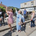 Велики број страних туриста на Драгачевском сабору трубача