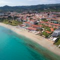 Kako je nestao dečak (3) iz Srbije u Haniotiju: Otac uleteo u ordinaciju, evo gde bio mališan