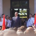 "Moramo da ostanemo čvrsti, da budemo slobodarska zemlja" Vučić: Držimo sednicu Glavnog odbora SNS u Nišu, okupilo se svega 50…