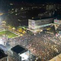 (Foto, video) Vučić održao govor na najvećem skupu u Nišu ikada: "Želimo da ih pobedimo sa najvećim legitimitetom"