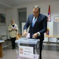 Додик: Стало ми је до мирне и стабилне Србије која воли и поштује Републику Српску