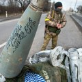 Rusija i Ukrajina: Kontroverzna odluka Amerike da isporuči Kijevu bombe zabranjene u većem delu sveta