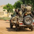 Najmanje 30 ljudi ubijeno u napadu secesionista u Nigeriji: Opsežna potraga za zločincima